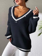 Load image into Gallery viewer, Contrast Trim V-Neck Long Sleeve Sweater