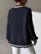 Load image into Gallery viewer, Contrast Trim V-Neck Long Sleeve Sweater