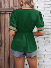 Load image into Gallery viewer, Contrast V-Neck Babydoll Top