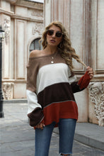 Load image into Gallery viewer, Color Block Round Neck Sweater