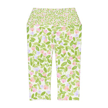 Load image into Gallery viewer, Floral Yoga Capri Leggings