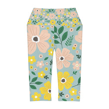 Load image into Gallery viewer, Blue Floral Yoga Capri Leggings