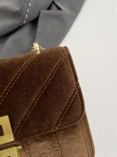 Load image into Gallery viewer, 7a9b9bf9-cb4b-4650-8deb-fb9d3325873b-Max