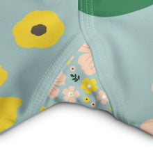 Load image into Gallery viewer, Blue Floral Yoga Capri Leggings