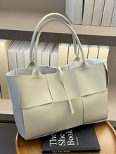 Load image into Gallery viewer, 9d62e1ff-334a-4485-a672-85cbc00e24f0-Max