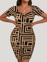 Load image into Gallery viewer, Plus Size Sweetheart Neck Short Sleeve Mini Dress