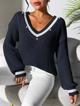 Load image into Gallery viewer, Contrast Trim V-Neck Long Sleeve Sweater