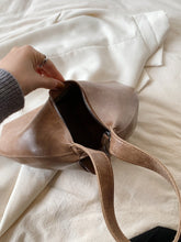 Load image into Gallery viewer, f8ea3a7f-b9a7-4aaa-a5ce-77577207cce1-Max