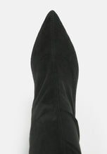Load image into Gallery viewer, madman stretch velvet high heel boots-9