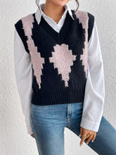 Load image into Gallery viewer, Contrast V-Neck Sweater Vest