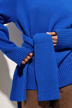 Load image into Gallery viewer, Turtle Neck Raglan Sleeve Sweater