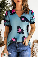 Load image into Gallery viewer, Leopard V-Neck Puff Sleeve Top