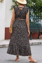 Load image into Gallery viewer, Tie Back Cropped Top and Maxi Skirt Set