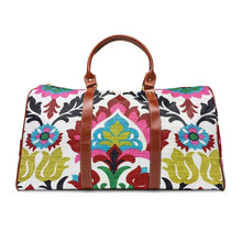 Load image into Gallery viewer, Paisley Waterproof Travel Bag