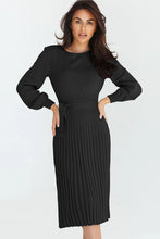 Load image into Gallery viewer, Round Neck Long Sleeve Pleated Sweater Dress