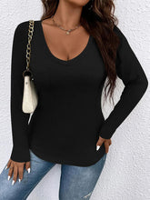 Load image into Gallery viewer, Plus Size V-Neck Long Sleeve T-Shirt