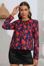 Load image into Gallery viewer, Floral Long Puff Sleeve Blouse
