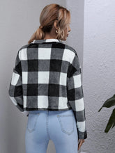 Load image into Gallery viewer, Plaid Button Down Collared Jacket