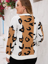 Load image into Gallery viewer, Plus Size Printed V-Neck Long Sleeve Sweater