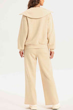 Load image into Gallery viewer, Half Zip Collared Neck Sweatshirt and Pants Set