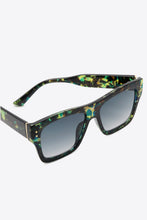 Load image into Gallery viewer, UV400 Patterned Polycarbonate Square Sunglasses
