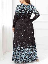 Load image into Gallery viewer, Plus Size Round Neck Maxi Dress with Pockets