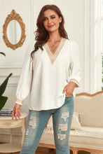 Load image into Gallery viewer, Plus Size V-Neck Puff Sleeve Blouse