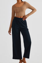 Load image into Gallery viewer, Scoop Neck Thumbhole Sleeve Cropped Sports Top