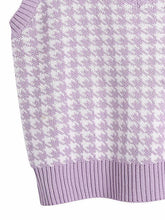 Load image into Gallery viewer, Houndstooth V-Neck Sweater Vet
