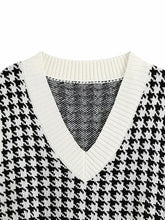Load image into Gallery viewer, Houndstooth V-Neck Sweater Vet