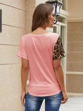 Load image into Gallery viewer, Leopard Deep V Short Sleeve Top
