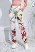 Load image into Gallery viewer, Floral Print Cropped Pants with Pockets