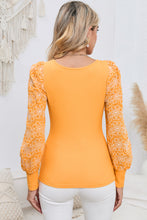 Load image into Gallery viewer, Round Neck Puff Floral Sleeve Blouse