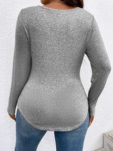 Load image into Gallery viewer, Plus Size V-Neck Long Sleeve T-Shirt