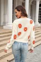 Load image into Gallery viewer, Flower Pattern Round Neck Short Sleeve Pullover Sweater