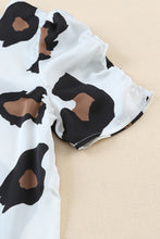 Load image into Gallery viewer, Leopard V-Neck Puff Sleeve Top